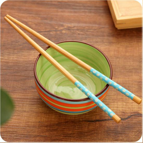 

Bamboo Frying Chopsticks - Japanese Floral Design, Family Pack, Ideal for Kitchenware, Tableware, Gifts, Hotels. небесно-голубой