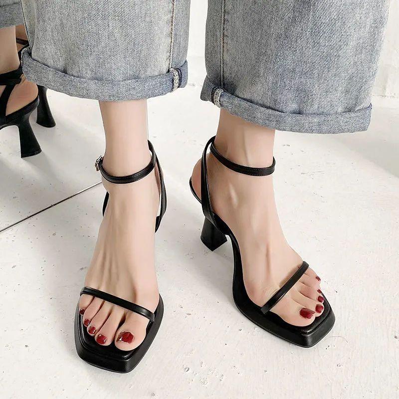 2025 spring and summer thick heel with high heels design sense niche pink sexy waterproof table square head sandals women