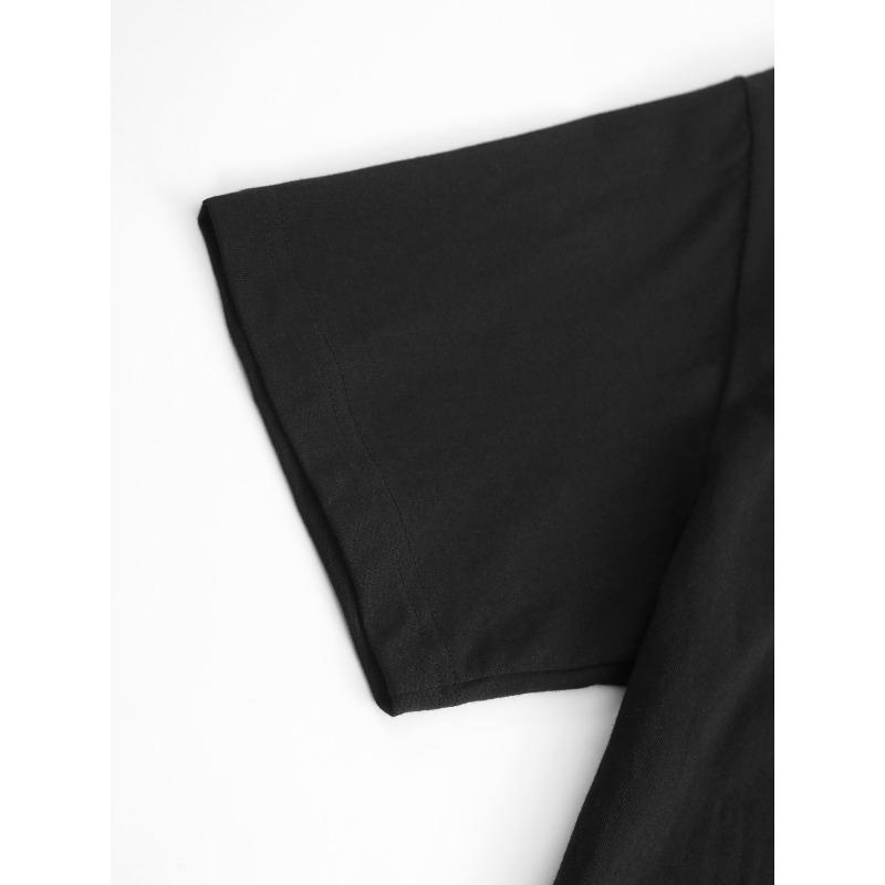 European Sizes Men's Black Short-Sleeve T-Shirt with Native American-Inspired Bull Skull Print and Geometric Patterns