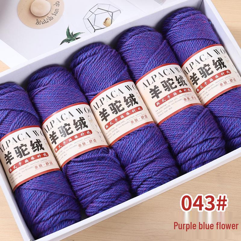 Mitteldickes Alpakawollgarn für DIY-Strickarbeiten - Perfekt für Pullover, Mäntel, Schals, Häkel- und Strickprojekte mit Nadeln.