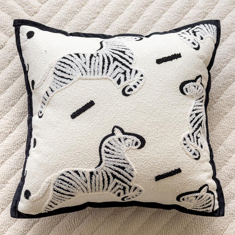 Classic Bamboo Luxury Chenille Jacquard Throw Pillowcase Decorative Cushion Cover 45x45cm Medieval Style Home Deco