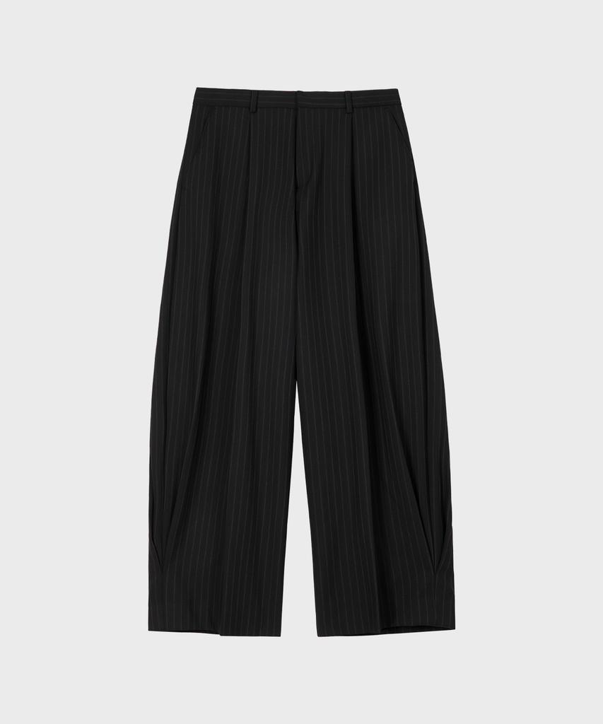 LEIRE Striped Curved Pintuck Slacks [Black]