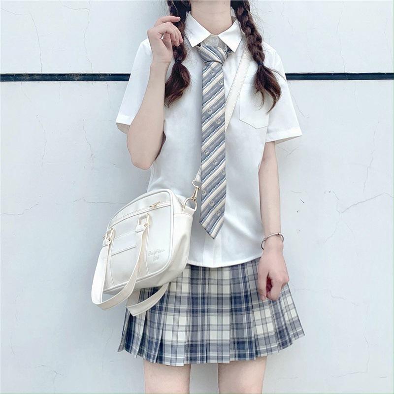 

Рубашка JK с коротким рукавом молочно-белого цвета с квадратным воротником - Универсальная летняя школьная форма для женщин 2XL