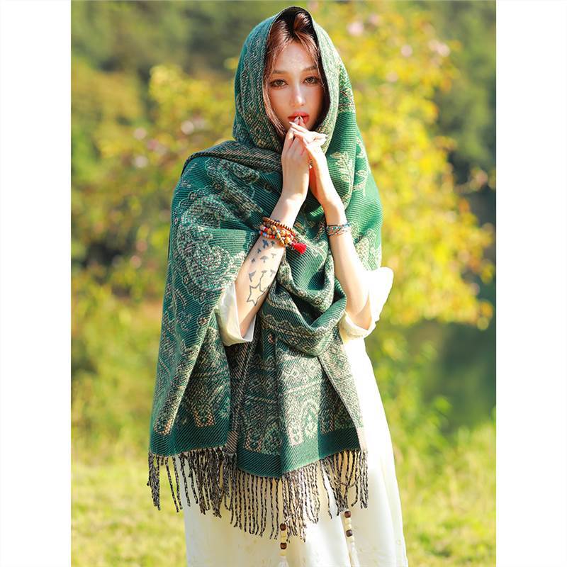 Skin Friendly And Breathable Warm And Versatile Home, Autumn And Winter Women'S Travel Shawl, Thick Cloak, Air Conditioning Blanket