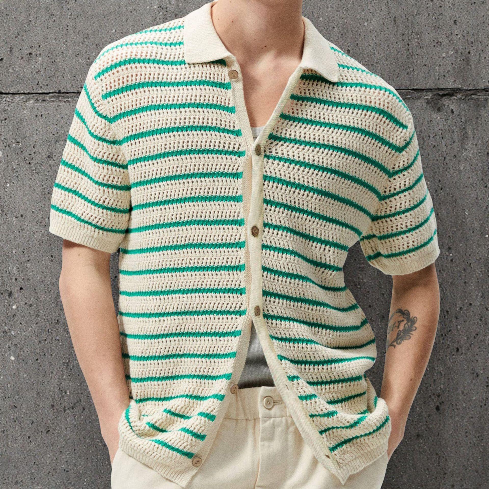 

Men s Beige & Green Striped Short Sleeve Knit Cardigan with Button Front and Collar M зелёный