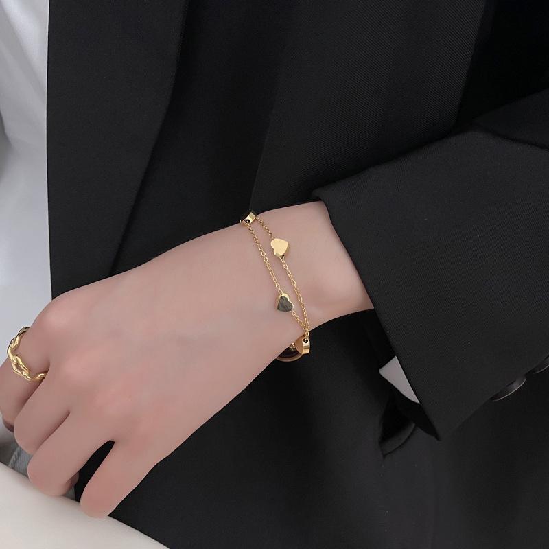 Elegant 18K Gold Titanium Steel Bracelets: European & American Fashion, Non-fading, Women's Versatile Personality Hand Jewelry
