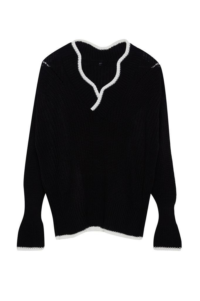 Women's Fashionable Stylish Sweater Black Wide Fit Color Blocked Knitwear Sweater