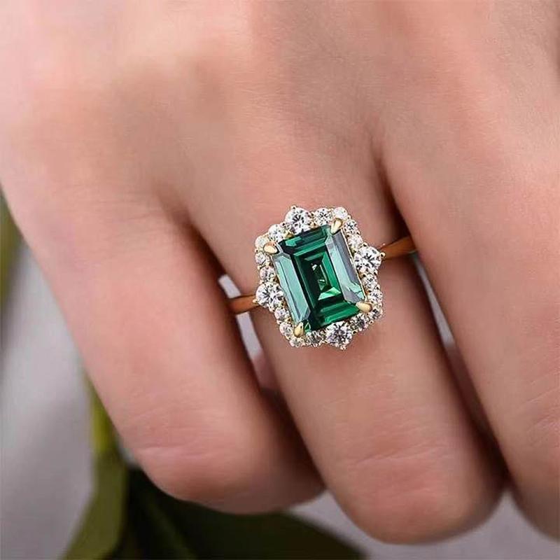 Huitan Geometric Square Green Cubic Zirconia Rings for Women Gold Color Luxury Trendy Engagement Wedding Party Accessory Jewelry