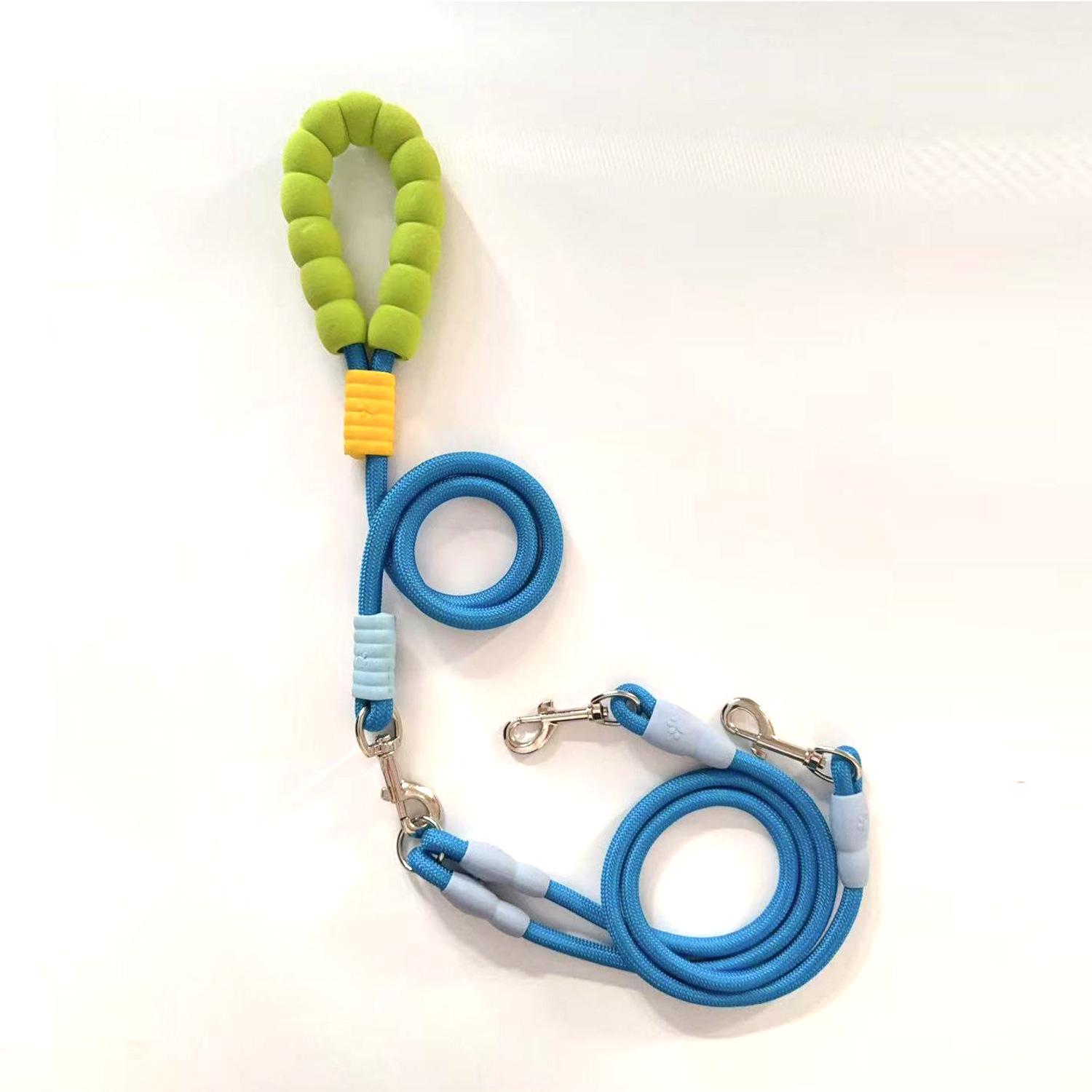 

Double-Headed Outdoor Pet Leash with Foam Handle - Explosion-Proof Design 1.0m (Main rope 0.85m + Extension 0.7m)
