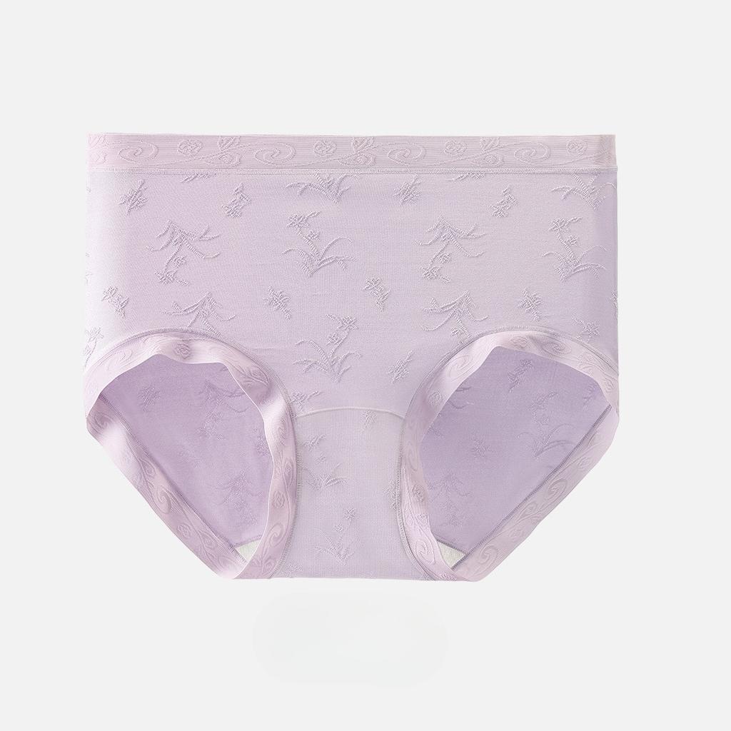 Large Size Female Summer Light Light Luxury Relief Mulberry Silk Bacteriostatic Crotch Breathable High Waist Triangle Briefs