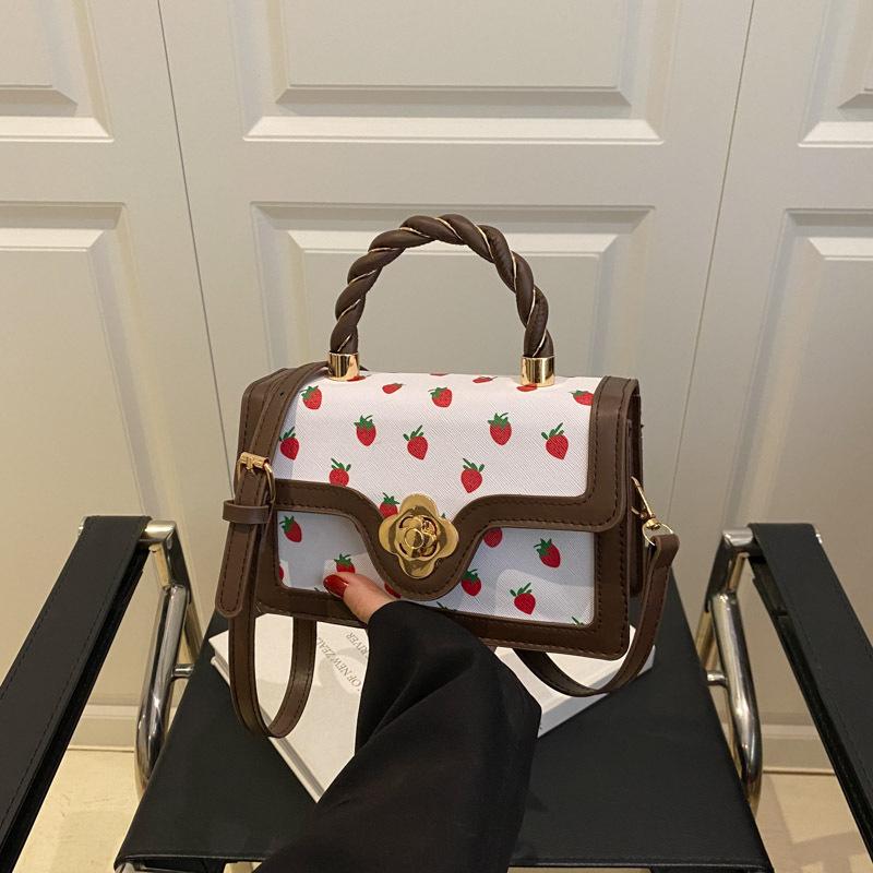 Premium Texture Fashion Handbag Women's 2025 Spring New Trendy Niche Messenger Bag Foreign Style Versatile Small Square Bag