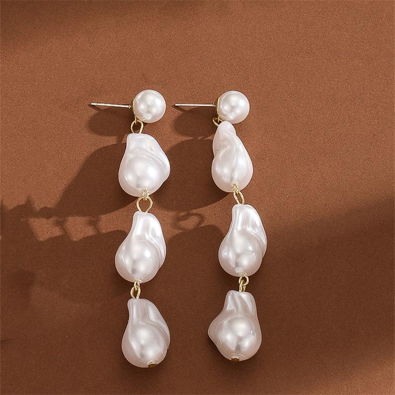 Retro special-shaped baroque pearl necklace, fashionable versatile irregular niche design sense, simple collarbone chain