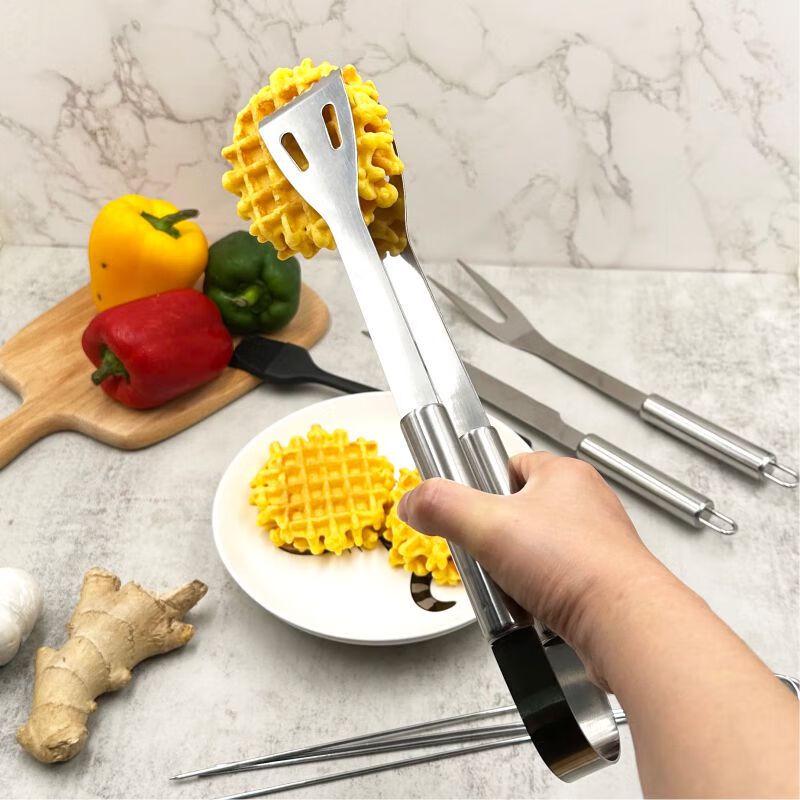 Zestaw narzędzi do grillowania na zewnątrz