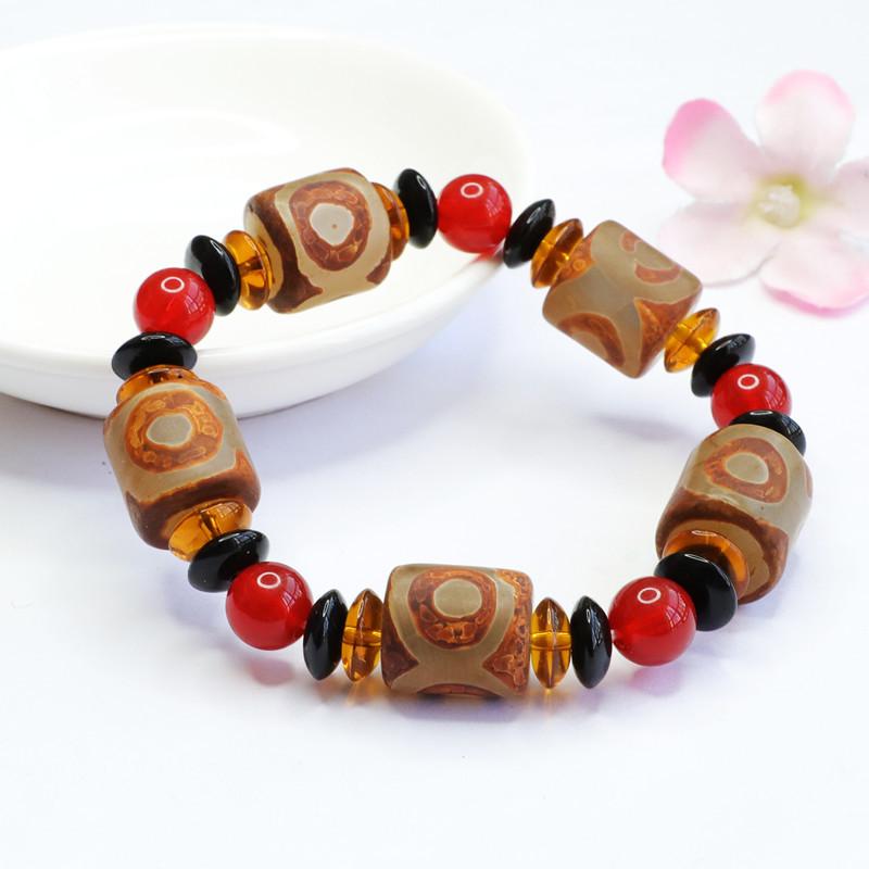 2026 Tibet Beads as Right Rain Red Agate Bracelet Chalcedony Factory Live Delivery S2040413