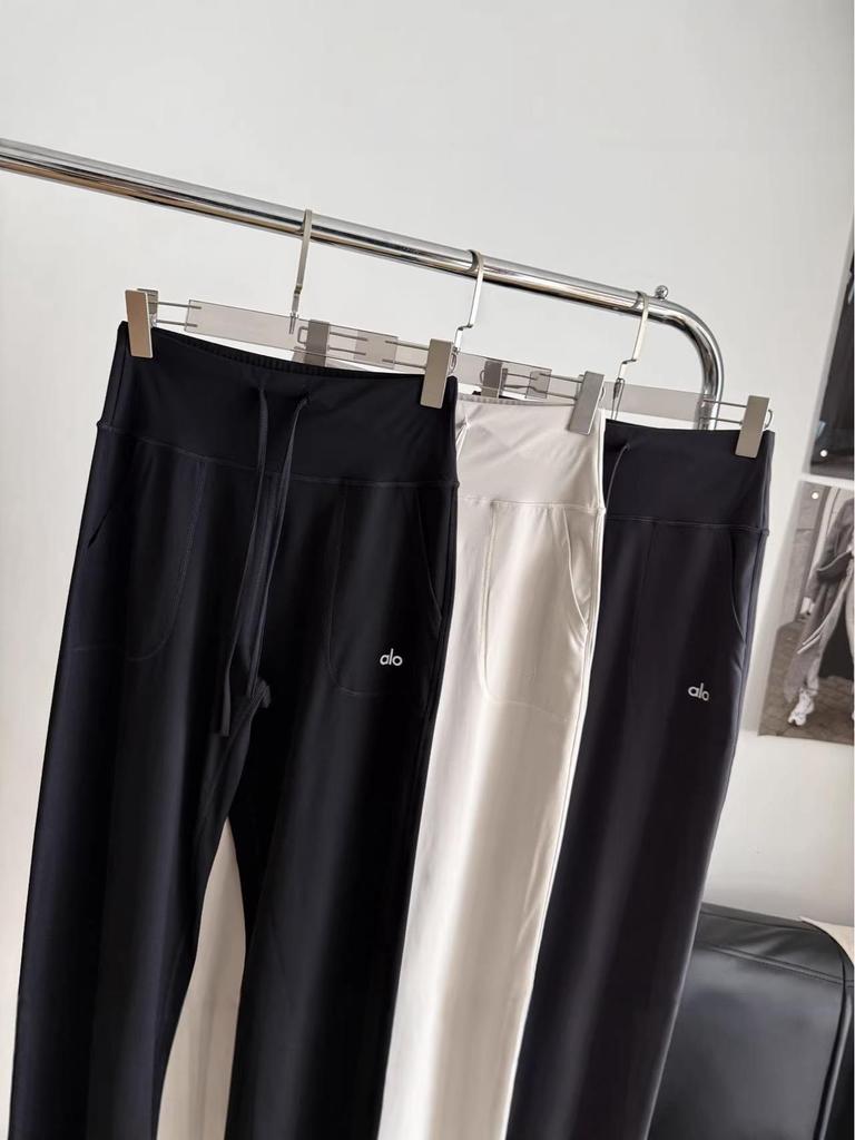 Alo Women's High-Waisted Wide-Leg Yoga Pants with Pockets