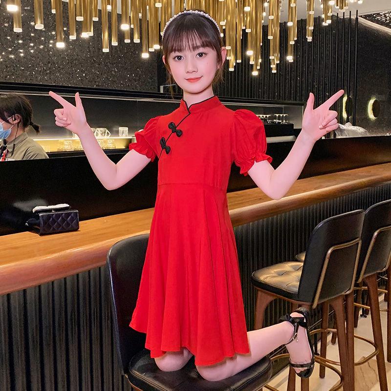 Letní dívčí čcheongsam: Čínský styl červené retro výkonové šaty