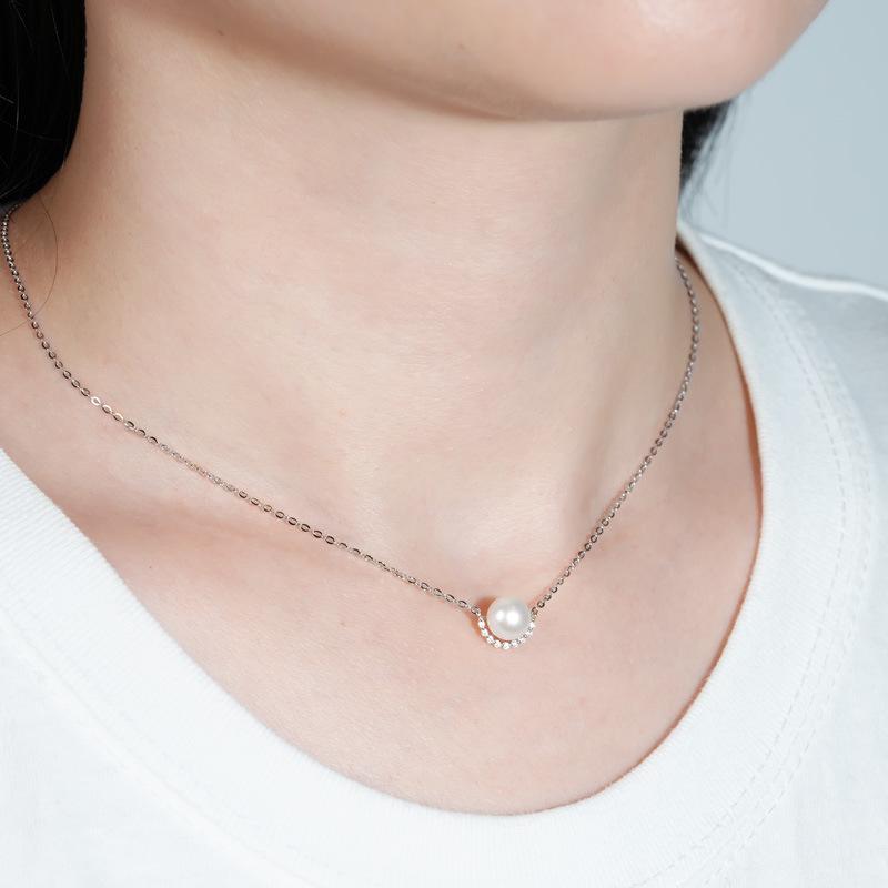 Freshwater Pearl & Diamond-Set Silver Pendant Necklace for Women