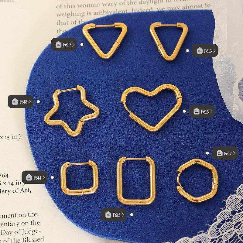 Japanese Autumn/Winter Geometric Heart Earrings: Women's 18K Gold-Plated Titanium Studs