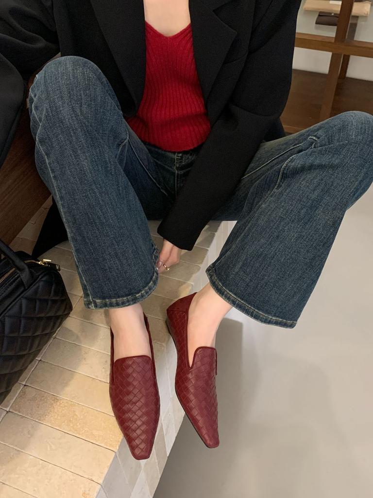 2025 French New Square Head Not Tired Feet Commuter High Heels Low Heel Woven Light Mouth One Pedal Single Shoes Women