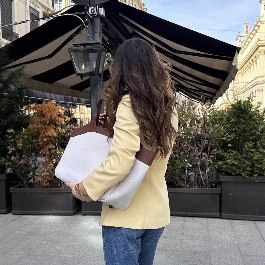 European & American Women's Round Neck Slim Fit Short Blazer with Row Button