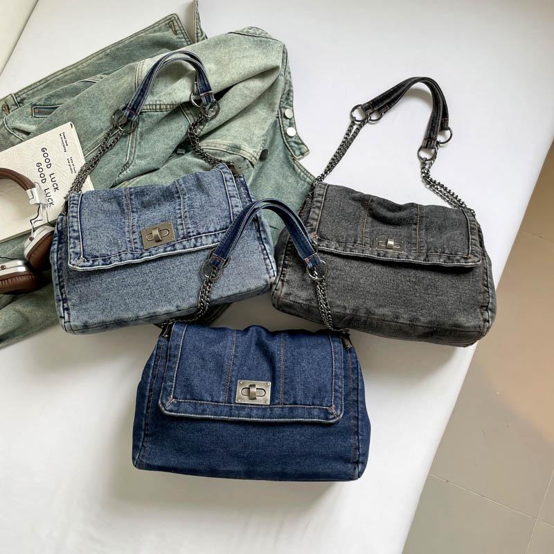 Vintage Denim Bag Women's Chain Shoulder Bag Large Capacity Commuter Tote Bag