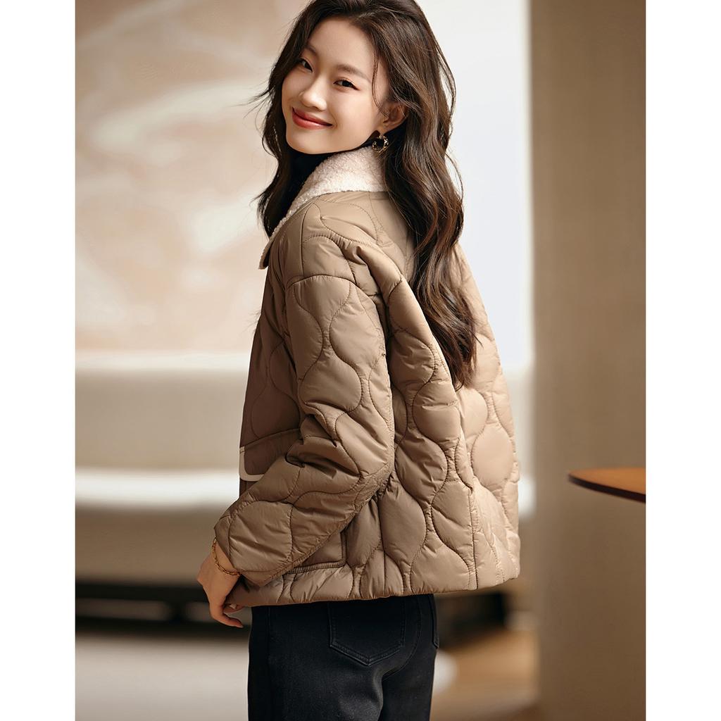 Contrast Collar Quilted Big Pocket Cotton-padded Jacket Women's Winter New Leisure Quilted Padded Warm Color Matching Lapel Cotton.