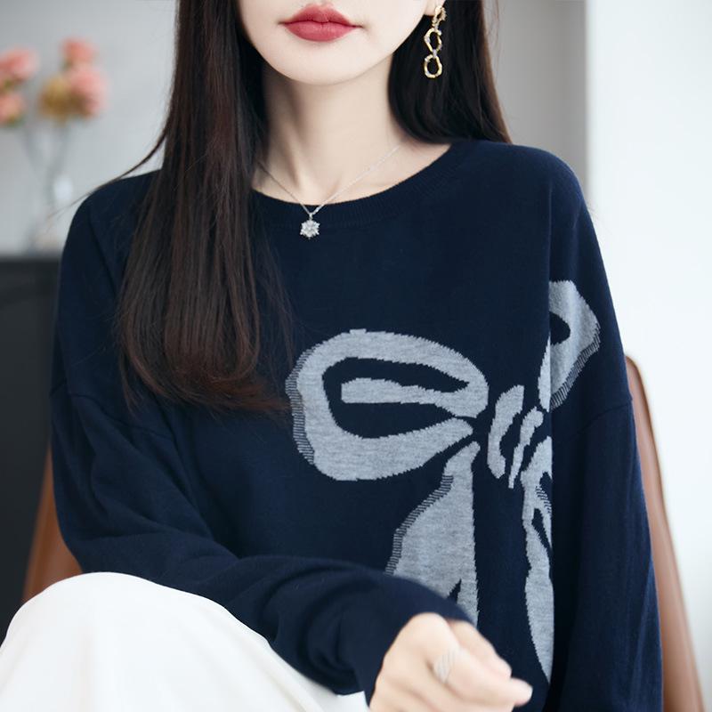 Jacquard Women's Loose Knit Sweater: Round Neck, Long Sleeve, Plus Size, Autumn/Winter High-End Fashion.