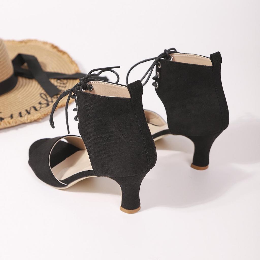 Plus Size Summer Peep Toe Chunky Heel Lace-up Sandals with Back Strap and Jewelry Accents (Size 36-43)