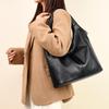 Bag Women's 2025 New Casual High Quality Retro Shoulder Bag Crossbody Large Capacity Commuter Tote Bag