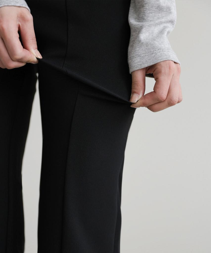 Jikeulib Secret Banding Front Line Slit Semi-Bootcut Slacks