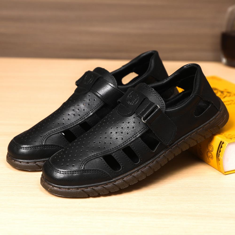 

Абсолютно новые модные мужские сандалии из натуральной кожи с вырезами, летняя повседневная обувь, дышащие уличные сандалии без застежек, пляжная обувь 44 чёрный