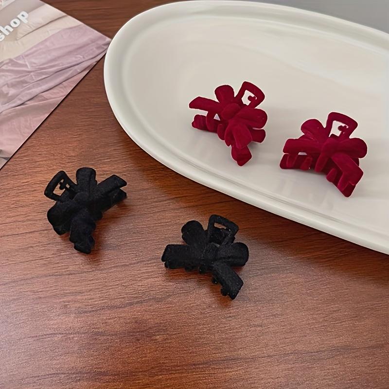 2UNITS Velvet Ribbon Clips - Holiday Hair Clamps for Ladies, Graceful Princess Snap Clips, Charming Simple Hair Adornments Set
