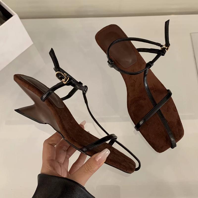 Sandálias Femininas da Moda Salto Médio Sapatos Sociais Designer Moda Sapatilhas Confortáveis Chinelos Elegantes para Mulher Tendência Verão 2025 Marca Feminina Zapatillas