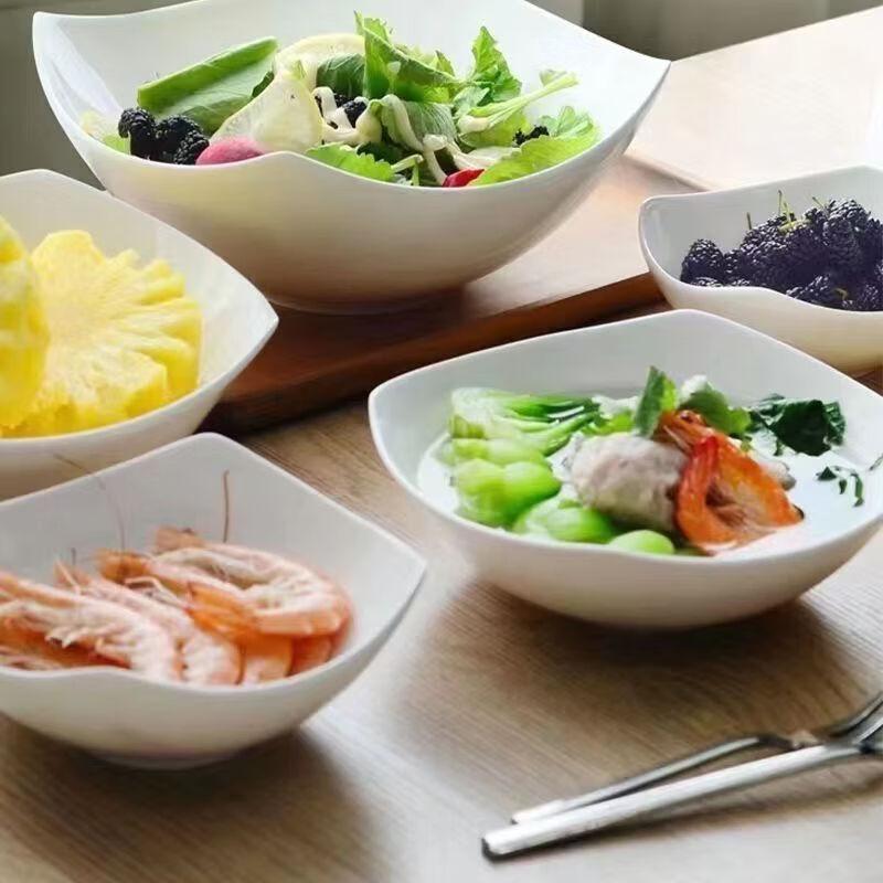 

Nordic Ceramic 3-Compartment Boat-Shaped Dish Set