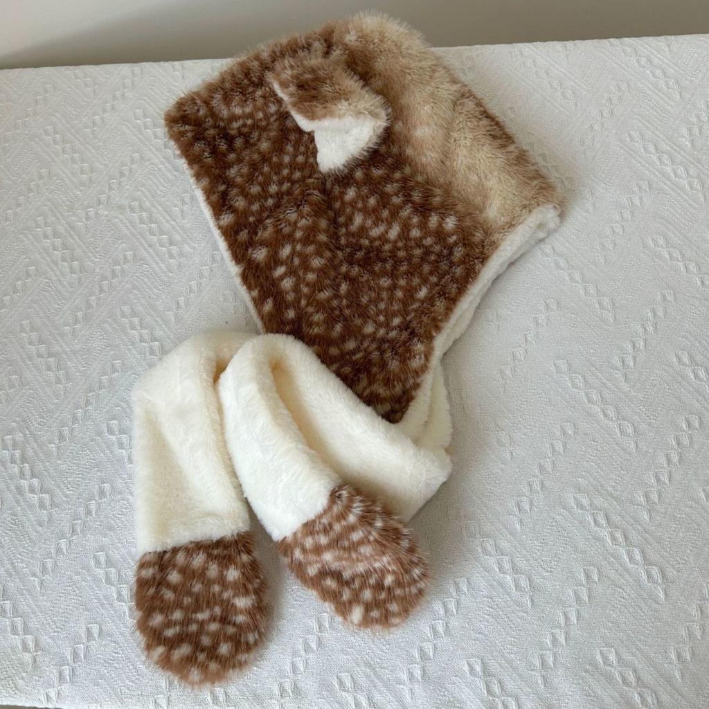 Women’s Hat Reindeer Plush Hat and Scarf Set - Winter Cute Warm Earflap Hat