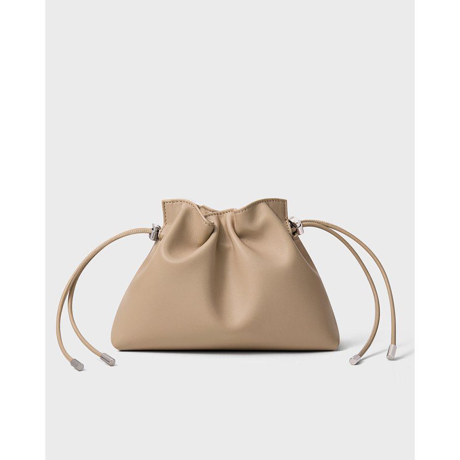 Cowhide Ruched Cloud Drawstring Bucket Bag - Soft Leather Crossbody Shoulder Bag for Women 2025.