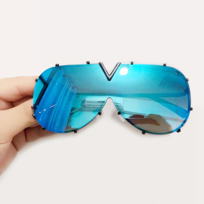

Men s Sunglasses Fashion Oversized Sunglasses Men Brand Designer Goggle Sun Glasses Female Style Oculos De Sol UV400 O2 As the picture