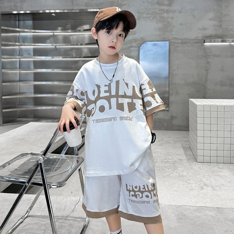 Summer clothing set suitable for boys, fashionable loose fitting set