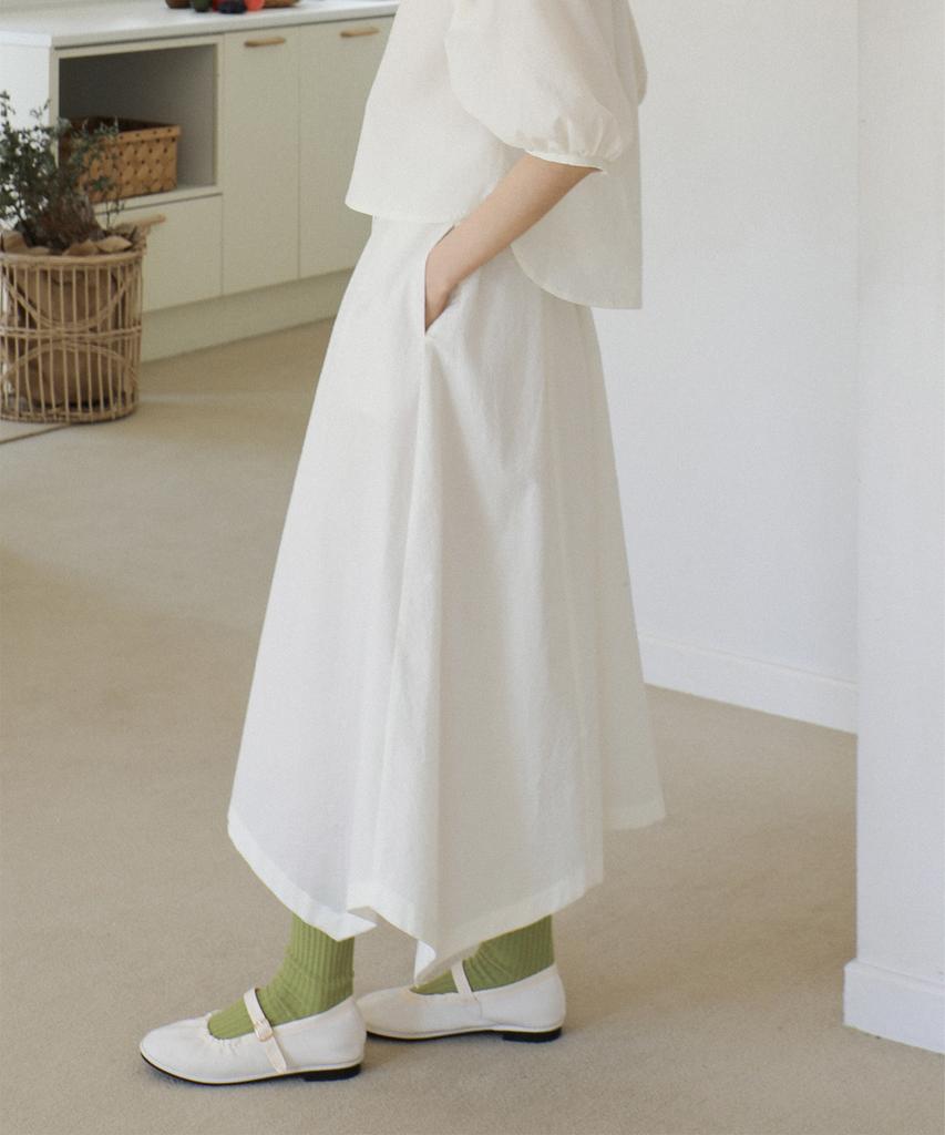 Kamdaun Seersucker Flare Skirt - White