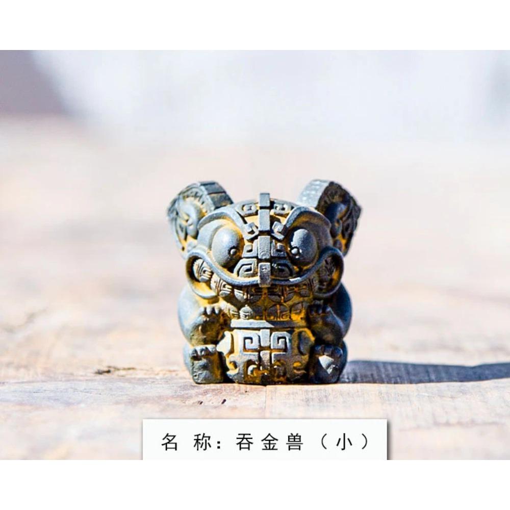 

New Chinese Style Creative Chinese Style Imitation Cast Iron Gold Swallow Beast Desktop Small Ornaments Study