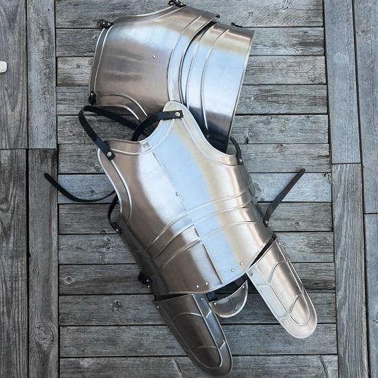 

Реплика Рыцарь Стальной Функциональный Рыцарский Доспех Семь Частей