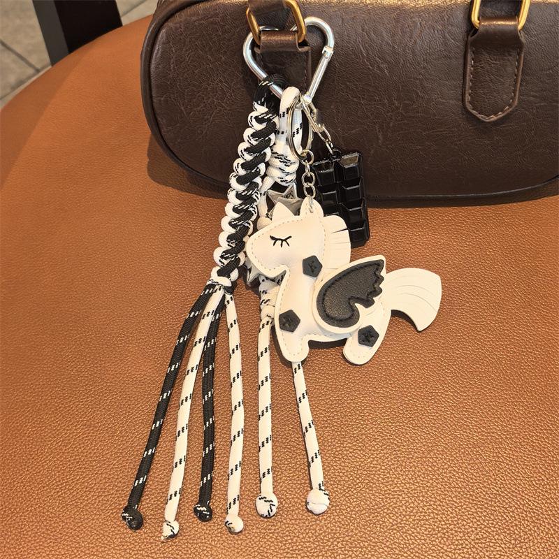 Year of the Horse Unicorn Keychain: Cute Pony Pendant Exquisite Figurine for Backpack