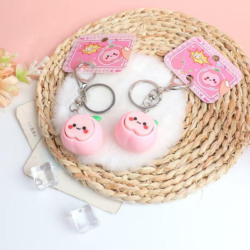 1 Stuks Schattige Perzik Fidget Sleutelhanger Cartoon Fruit Hanger Zacht Stressverlichtend Speelgoed voor Vriend Cadeau Sleutel Tas Decoratie Accessoire