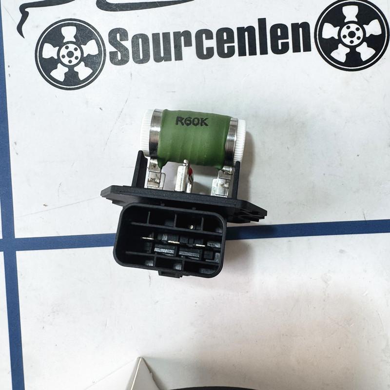 25385-2T600 253852T600 Suitable for Hyundai Kia Fan Blower Resistor