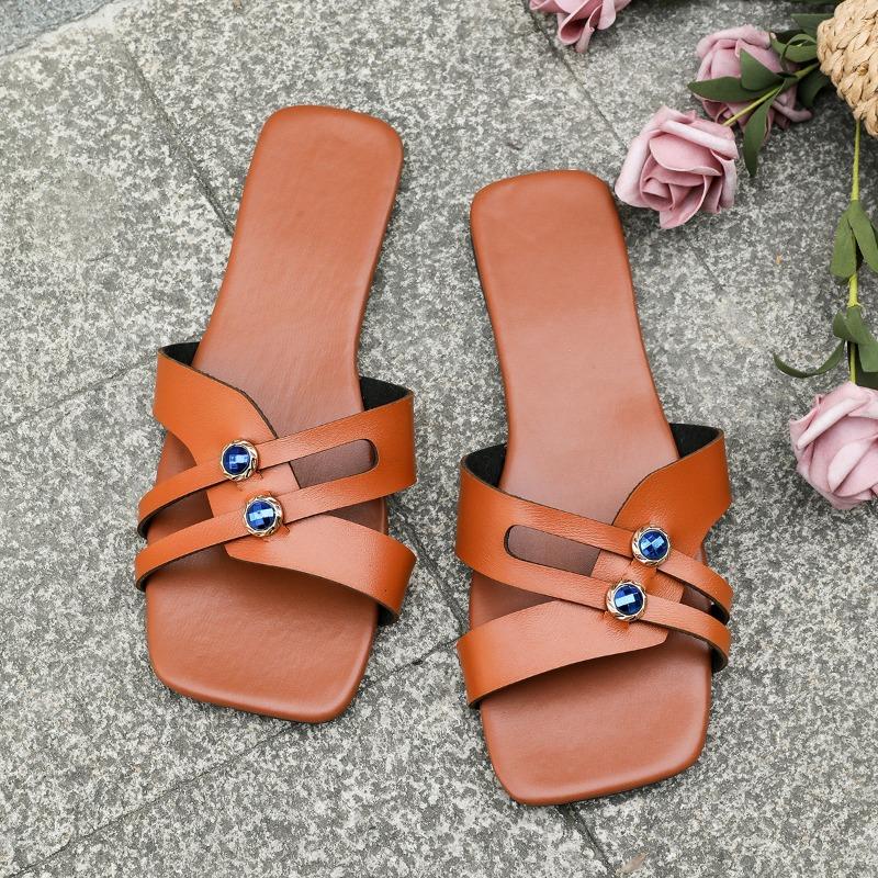 Fashion Large Size Slippers Summer New Square Head Diamond Buckle Hollow Soft Sole Anti-slip Wear-resistant Roman Shoes