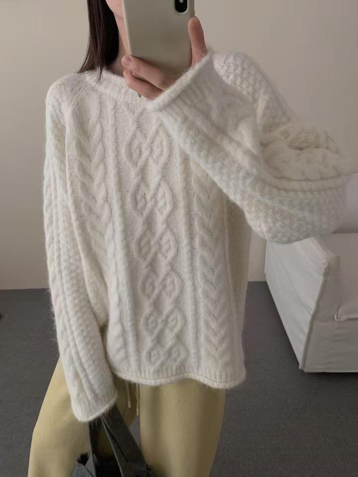 

Lazy Wind Heavy Industry Coarse Needle Twist Sweater Women s Autumn and Winter New Curling High-end Loose Pullover Knitted Sweater One size