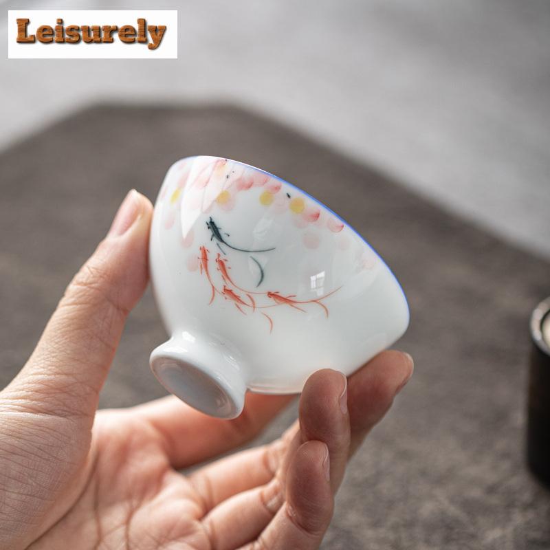1 Pc Chinese Ceramic Teacup Master Handmade Tea Bowl Hand-Painted Lotus Fish Porcelain Tea Cup Household Tea Set Travel Cup 50ml