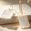 Boucles d'oreilles en cristal blanc européennes et américaines: Agate Blanche Haut de Gamme avec Crochets en Cuivre Plaqué Or