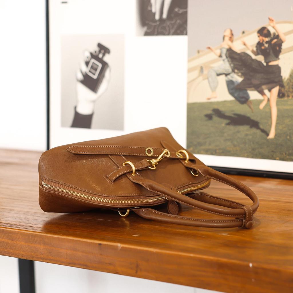 2024 Women's Retro High-end Fashion Tote: Trendy, Versatile Underarm Shoulder and Commuter Bag