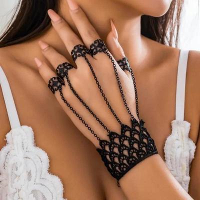 Creative Vintage Black Lace Finger Wrist Chain Rings Bracelets for Women Metal Connecting Hand Harness Bangles Christmas Jewelry
